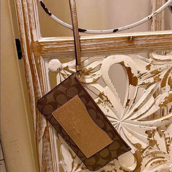 Coach Metallic Gold and Brown Wristlet Beautiful❣️